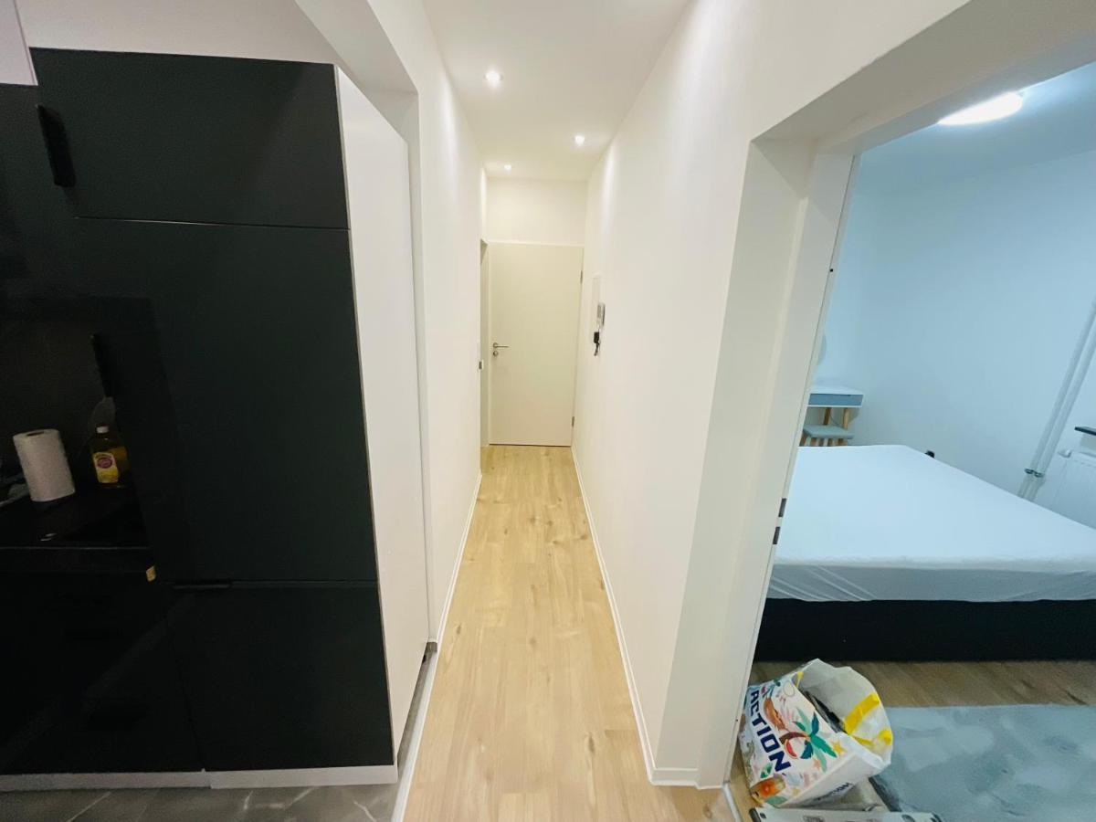 Best Central Apartment - Am Marktplatz - Up To 5 - Next To Frankfurt And Hanau - Coffee And Snacks - Netflix, Prime, Disney Nidderau Luaran gambar